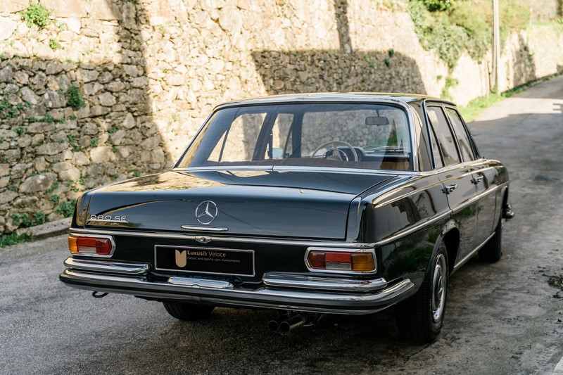 1970 Mercedes Benz 280SE